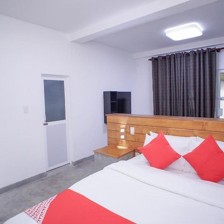 Pineview Hotel Unawatuna Bagian luar foto