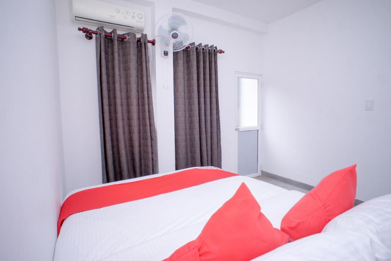 Pineview Hotel Unawatuna Bagian luar foto