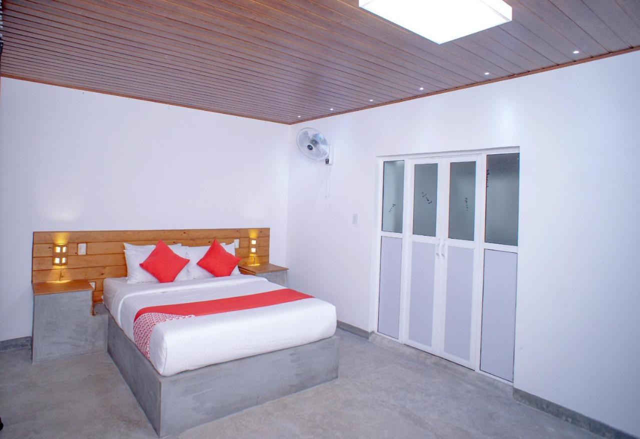 Pineview Hotel Unawatuna Bagian luar foto